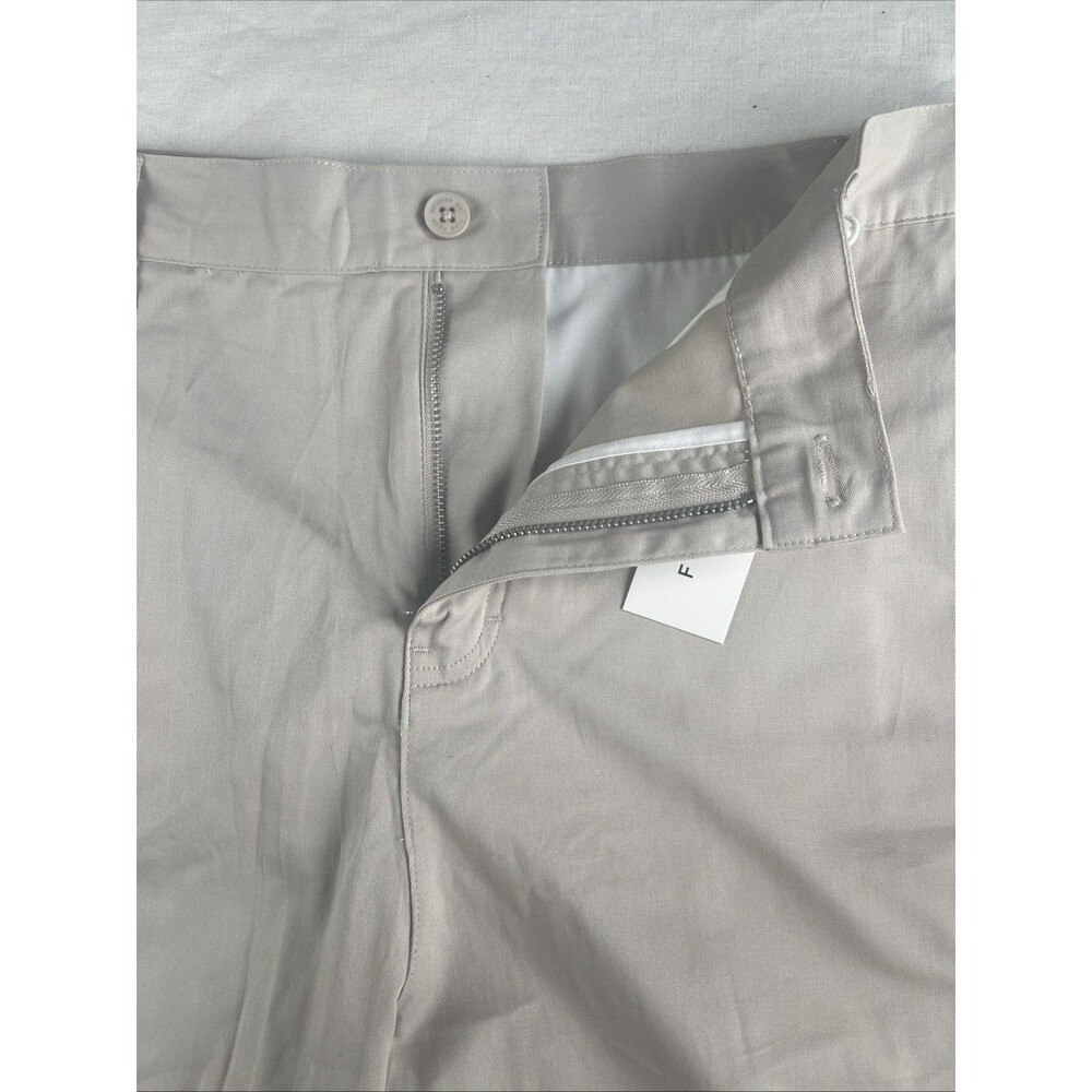 Five Four Shorts Men's Cheshire Size 38 Classic Sand High Rise 9" Inseam NWT - Picture 4 of 10